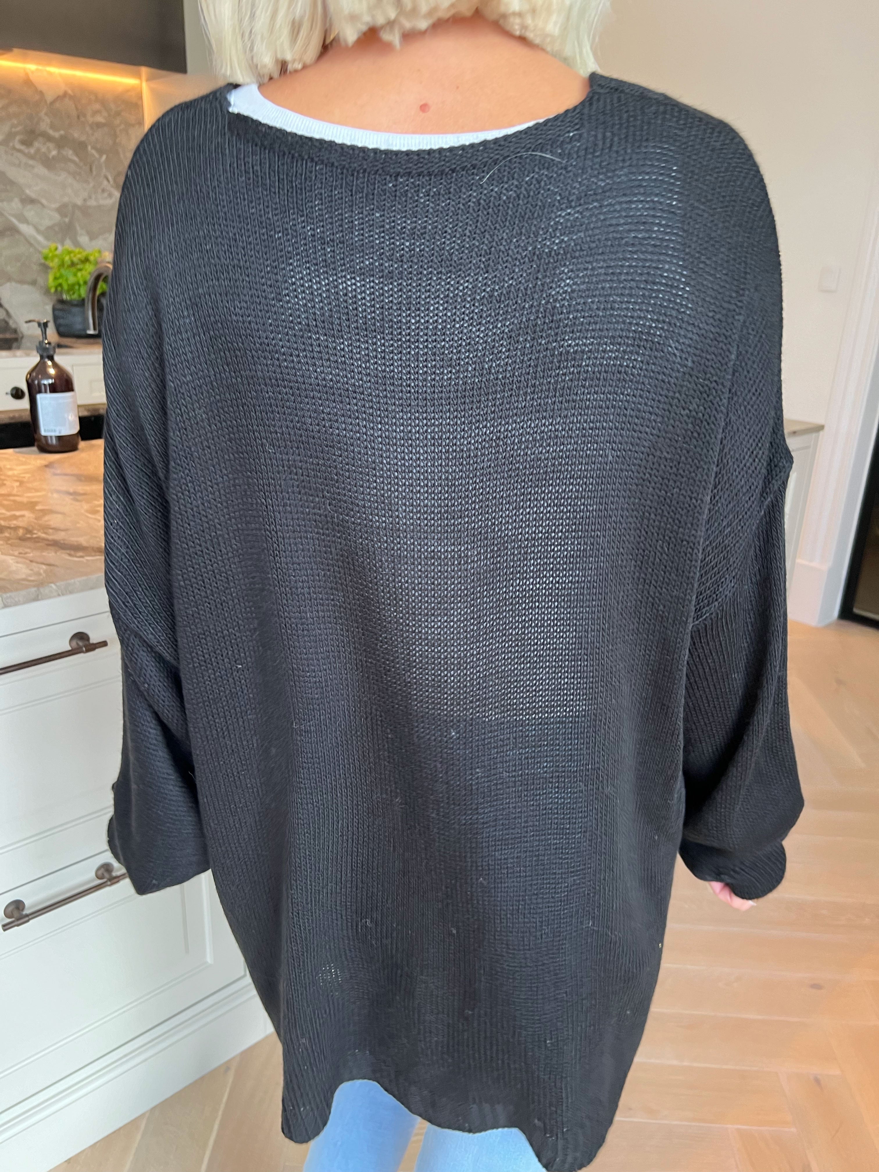 Rosaline - Sød strikcardigan med fine hjerter og knaplukning